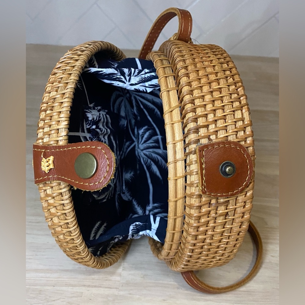 Boho Straw Rattan Woven Round Crossbody Purse Basket Brown Summer Purse